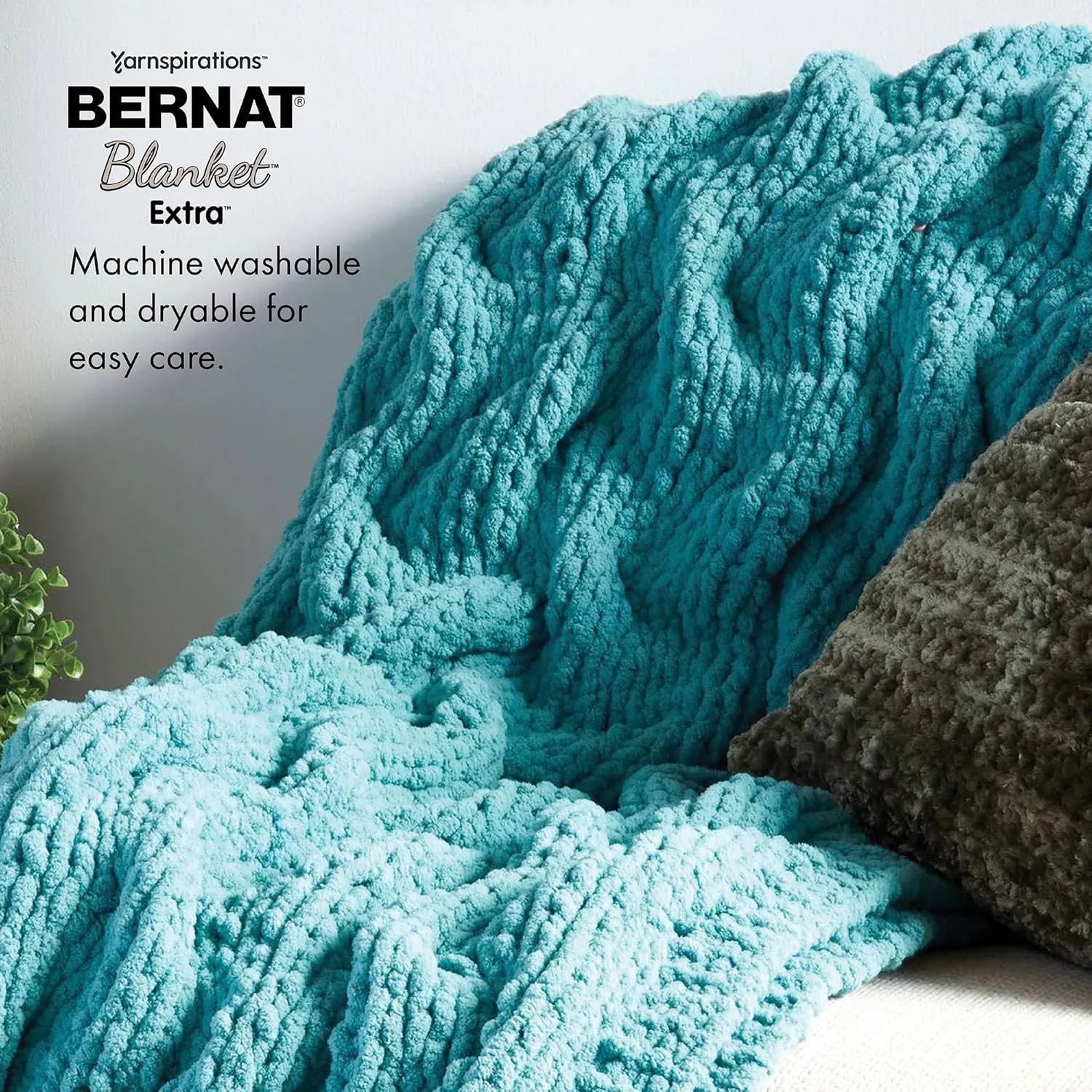 Bernat Blanket Extra Crimson Yarn - 2 Pack of 300g/10.5oz - Polyester - 7 Jumbo - 97 Yards - Knitting/Crochet