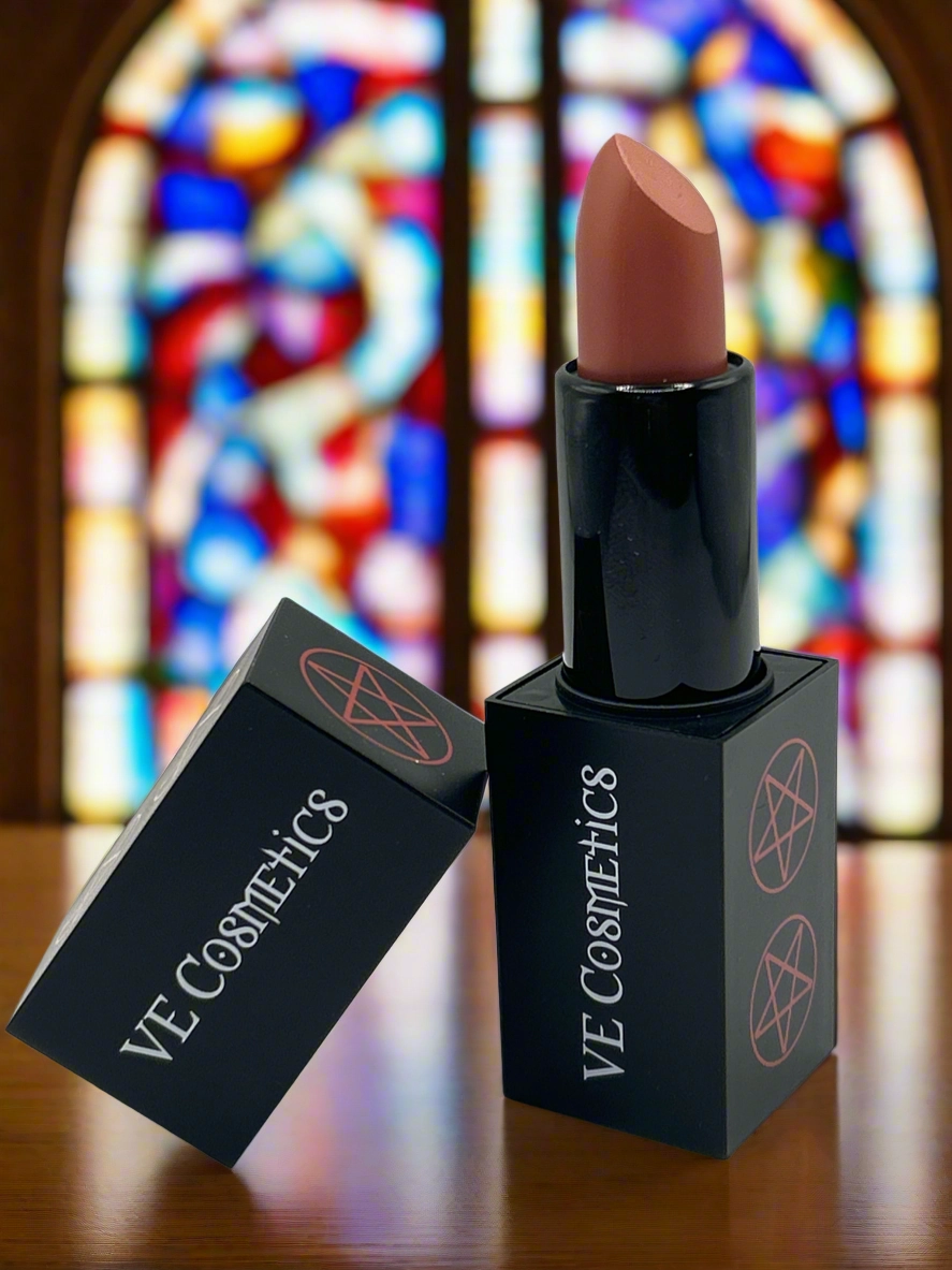 Bewitching Bullet Lipstick- Shade Enchanted