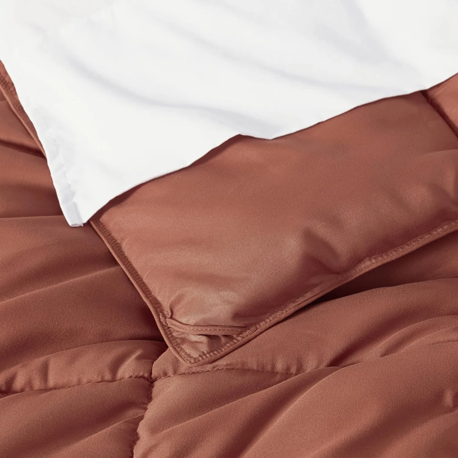 Chezmoi Collection 3-Piece Terracotta Comforter Set Queen Size - 110GSM Peach Skin Microfiber Polyester All Season Down Alternative Comforter Set