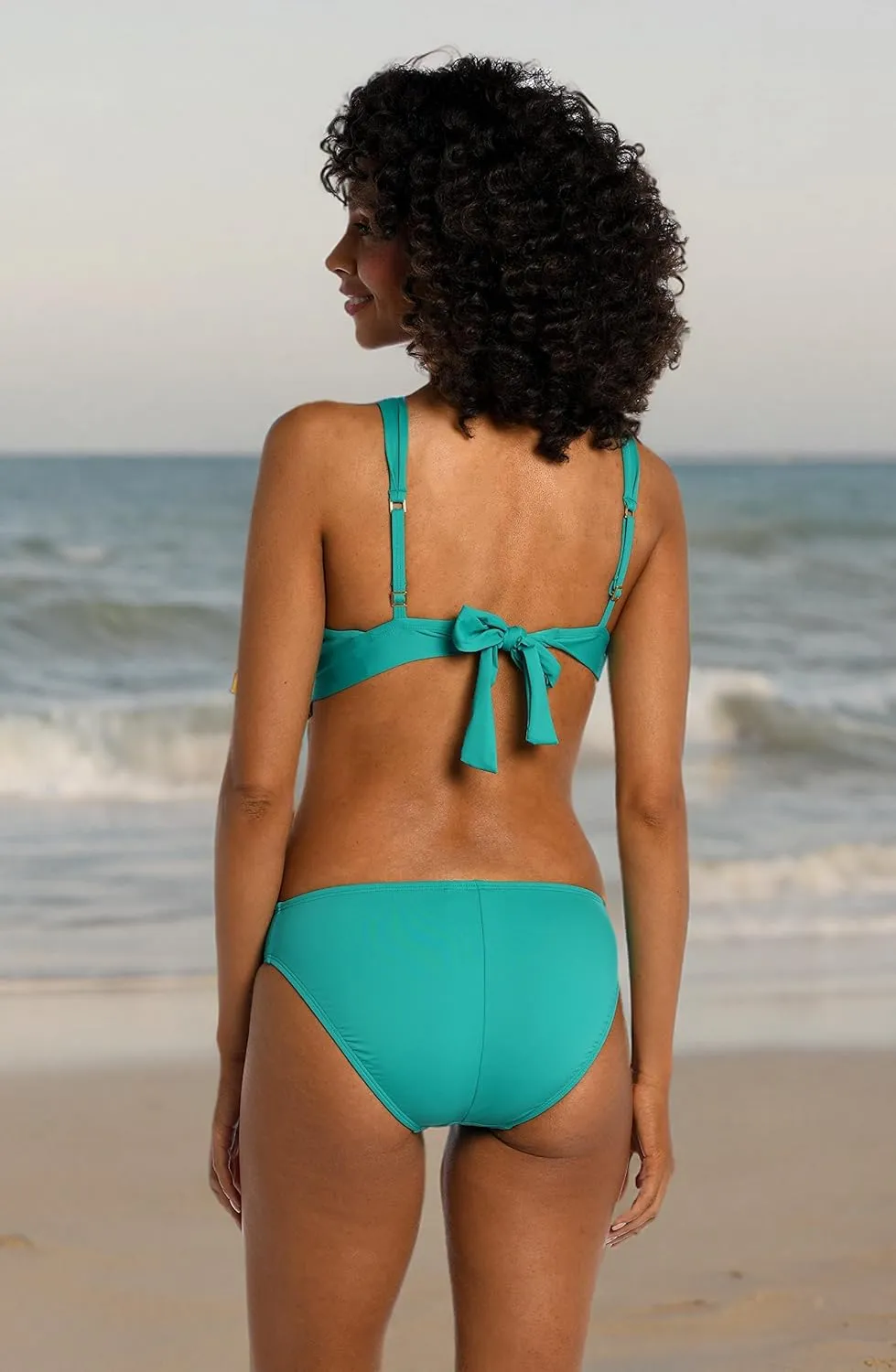 La Blanca Women's Standard Island Goddess Over The Shoulder Triangle Swimsuit Top