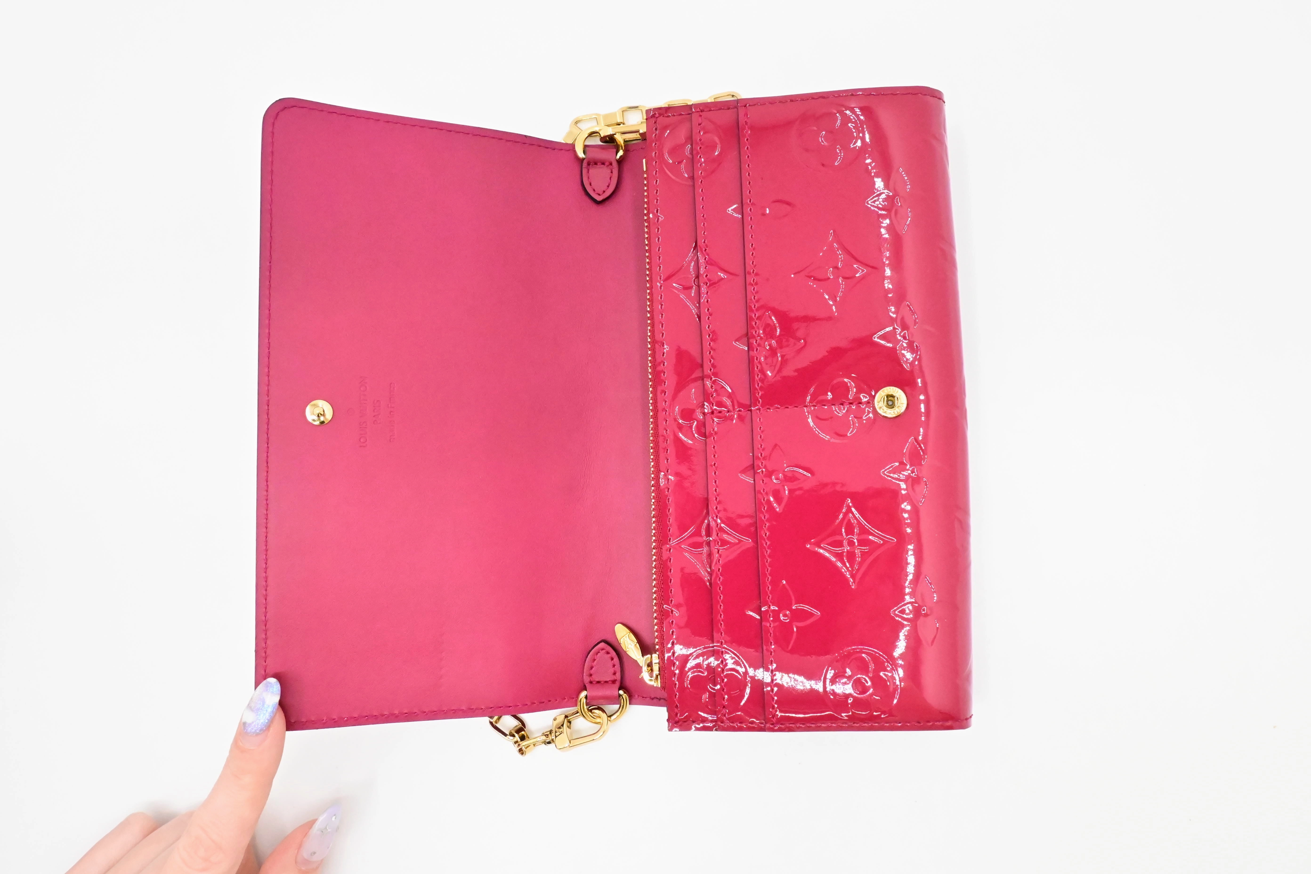 Louis Vuitton Wallet on Chain in Rose Pop Vernis Leather
