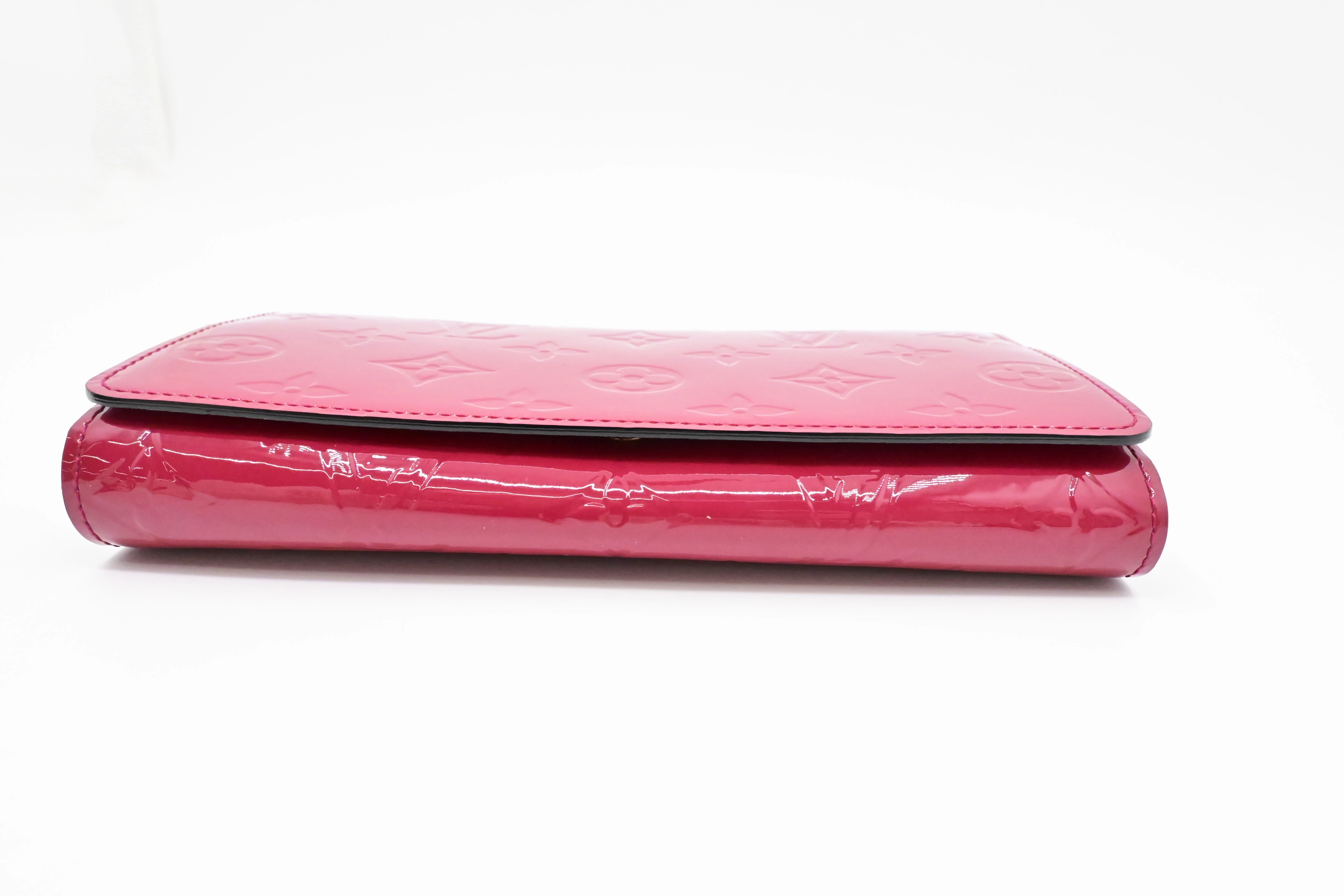 Louis Vuitton Wallet on Chain in Rose Pop Vernis Leather