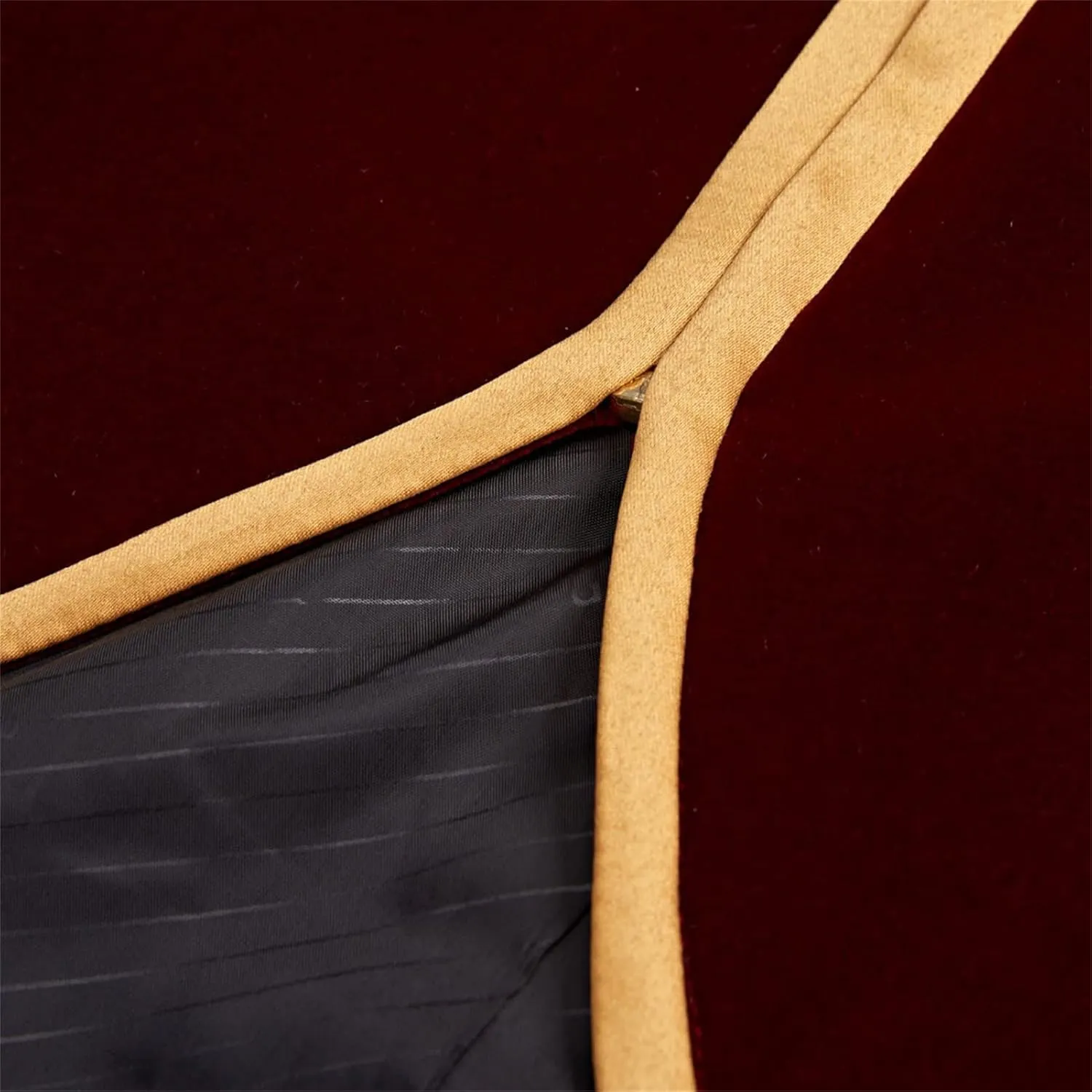 Men's Stylish Prince Velvet Blazer Slim Fit Gold Embroidery Jacket Suit Court Uniform Costume Tux Dress Suits