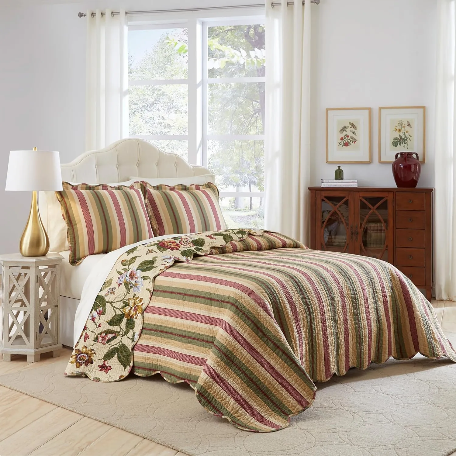 Waverly Laurel Springs Modern Farmhouse Floral 3-Piece Reversible Quilt Bedding Bedspread Set, King, Parchment
