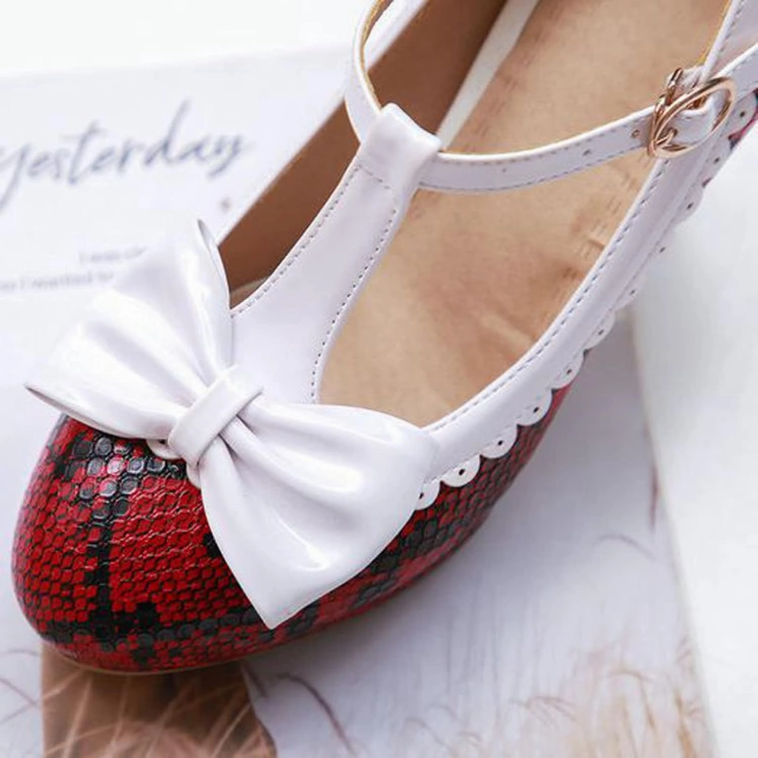 Women's T-Strap Mary Jane Shoes Round Toe Adorable Bows Buckle High Cone Heel Printed Dress Pumps